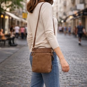 Aunts & Uncles SOPHIA Phonebag truffle