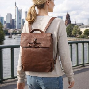 Aunts & Uncles Mrs. Apple Struddle Rucksack toffee