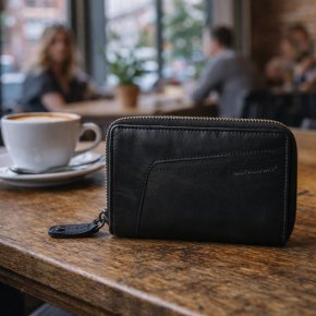 Aunts & Uncles BETTY Damenbörse black smoke