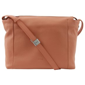 Bree Tana 2 cross shoulder canyon