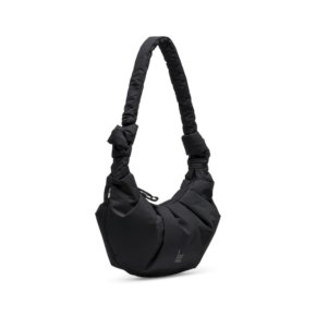 GOTBAG. PLEAT Moon bag small black