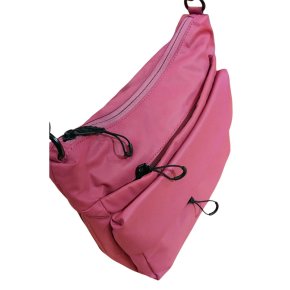 Aunts & Uncles Nanuki RE LITE Umhängetasche berry