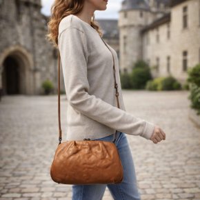 Aunts & Uncles MRS. FROSTING Handtasche caramel